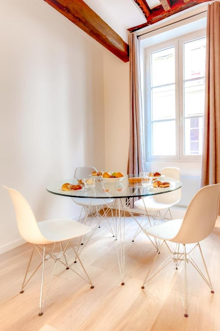 Guestready - Stylish Flat In The Heart Of Paris Lägenhet Exteriör bild